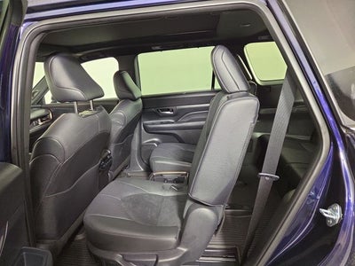 2025 Toyota Grand Highlander Hybrid MAX Platinum