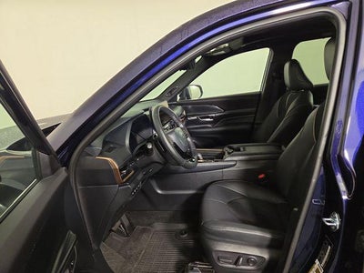 2025 Toyota Grand Highlander Hybrid MAX Platinum