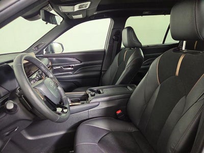 2025 Toyota Grand Highlander Hybrid MAX Platinum