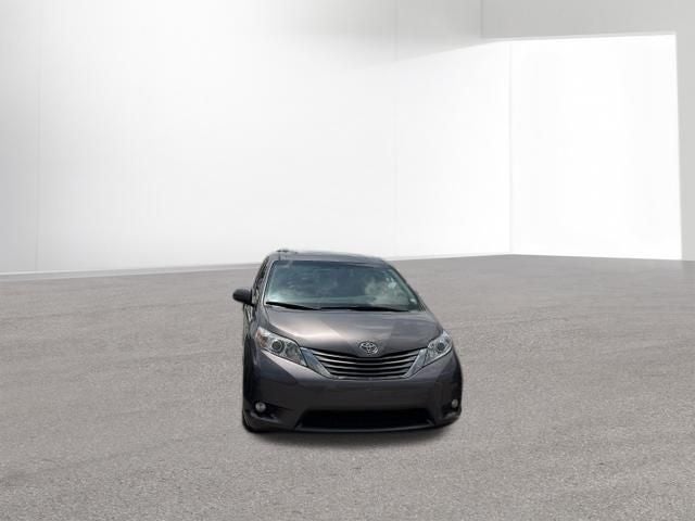 2016 Toyota Sienna XLE 7 Passenger