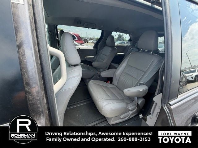2016 Toyota Sienna XLE 7 Passenger