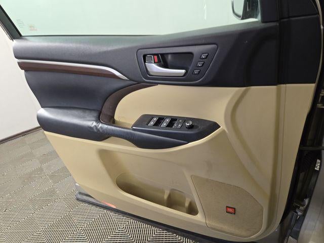 2016 Toyota Highlander Limited