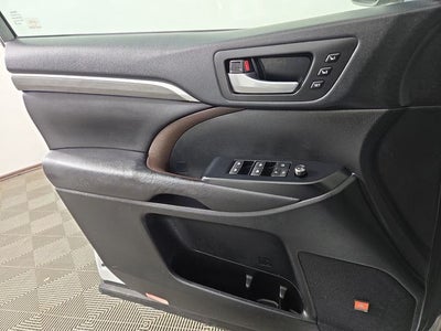 2017 Toyota Highlander Limited