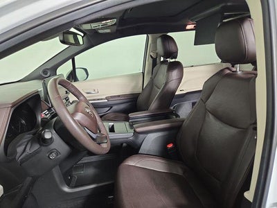 2023 Toyota Sienna Platinum 7 Passenger