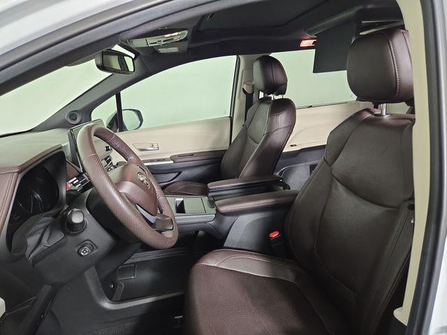 2023 Toyota Sienna Platinum 7 Passenger