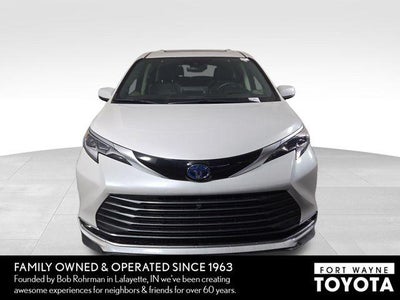 2023 Toyota Sienna Platinum 7 Passenger