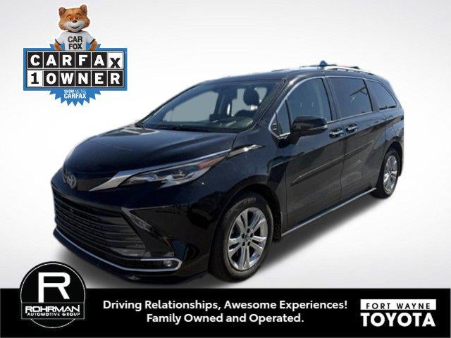 2022 Toyota Sienna Platinum 7 Passenger