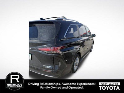 2022 Toyota Sienna Platinum 7 Passenger