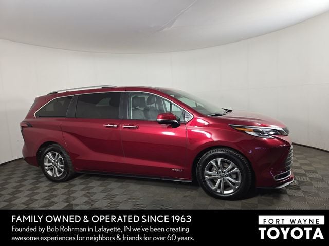 2021 Toyota Sienna Platinum 7 Passenger