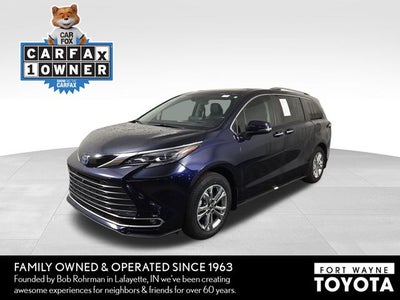 2024 Toyota Sienna Platinum 7 Passenger