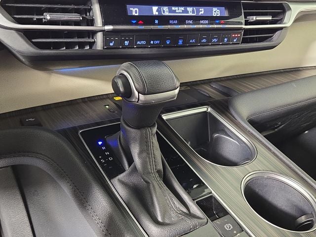 2024 Toyota Sienna Platinum 7 Passenger