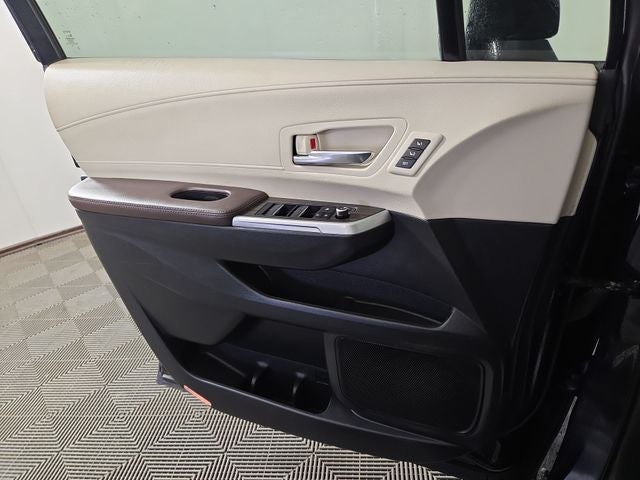 2024 Toyota Sienna Platinum 7 Passenger