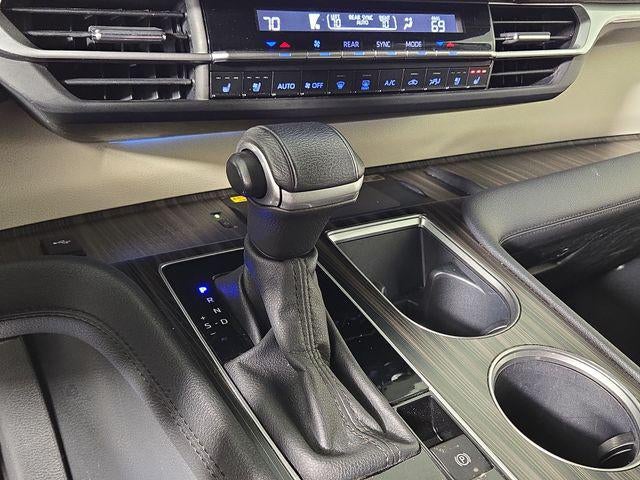 2024 Toyota Sienna Platinum 7 Passenger