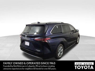 2024 Toyota Sienna Platinum 7 Passenger