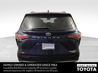 2024 Toyota Sienna Platinum 7 Passenger