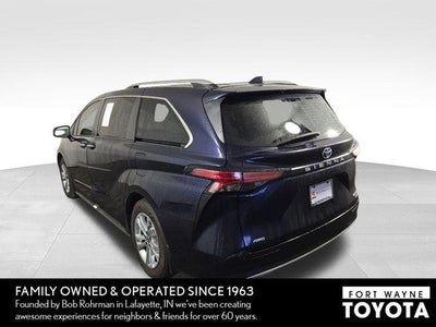 2024 Toyota Sienna Platinum 7 Passenger