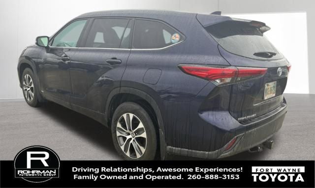 2022 Toyota Highlander Hybrid XLE