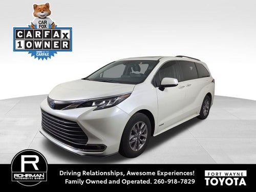 2021 Toyota Sienna XLE 8 Passenger