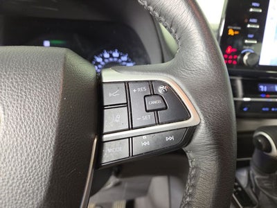 2021 Toyota Sienna XLE 8 Passenger