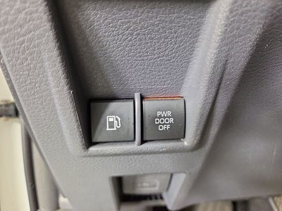 2021 Toyota Sienna XLE 8 Passenger