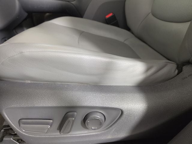 2021 Toyota Sienna XLE 8 Passenger