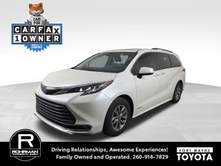 2021 Toyota Sienna XLE 8 Passenger
