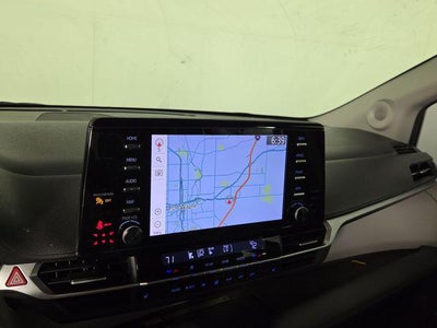 2021 Toyota Sienna XLE 8 Passenger
