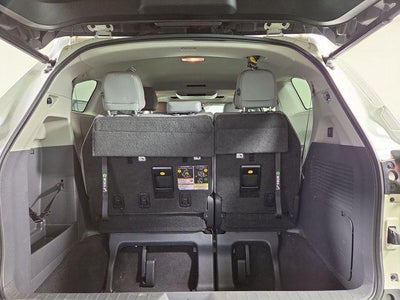 2021 Toyota Sienna XLE 8 Passenger