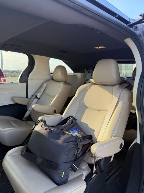2022 Toyota Sienna XLE