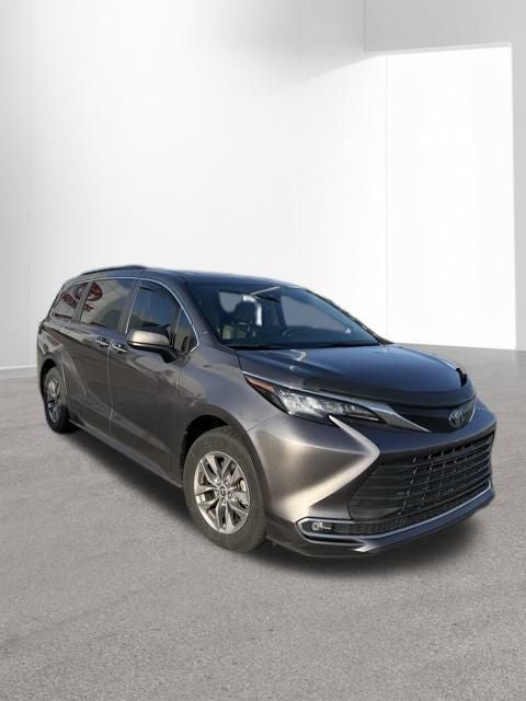 2022 Toyota Sienna XLE