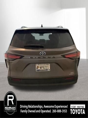 2022 Toyota Sienna XLE