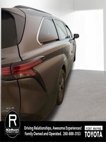 2022 Toyota Sienna XLE