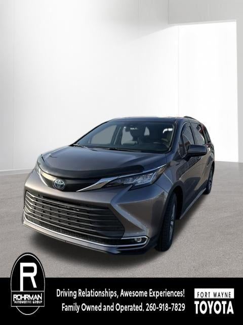 2022 Toyota Sienna XLE