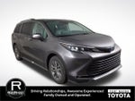 2024 Toyota Sienna XLE 7 Passenger
