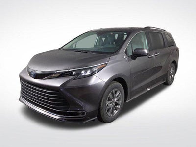 2024 Toyota Sienna XLE 7 Passenger