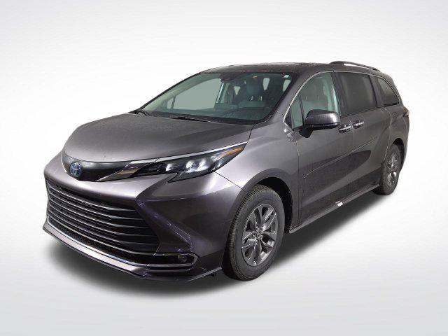 2024 Toyota Sienna XLE 7 Passenger
