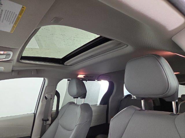 2024 Toyota Sienna XLE 7 Passenger