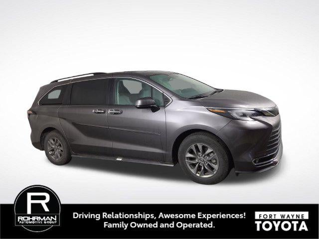 2024 Toyota Sienna XLE 7 Passenger