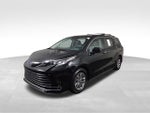 2022 Toyota Sienna XLE 7 Passenger
