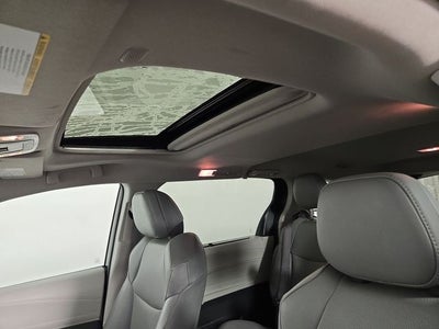 2022 Toyota Sienna XLE 7 Passenger