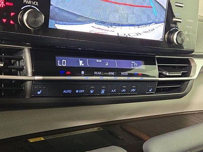 2022 Toyota Sienna XLE 7 Passenger