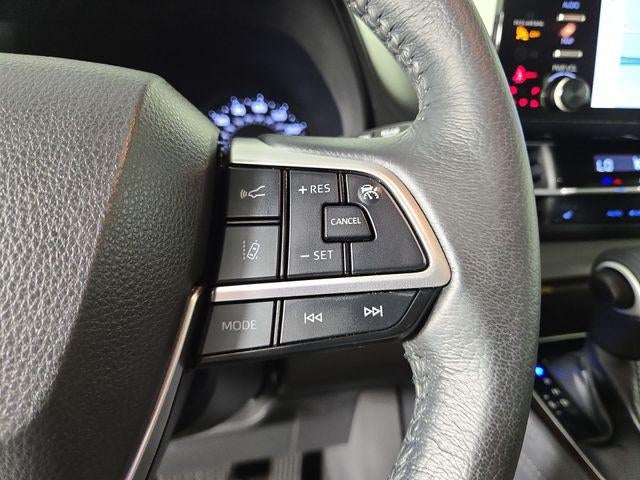 2022 Toyota Sienna XLE 7 Passenger