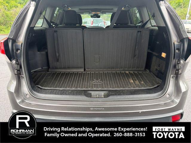 2019 Toyota Highlander SE