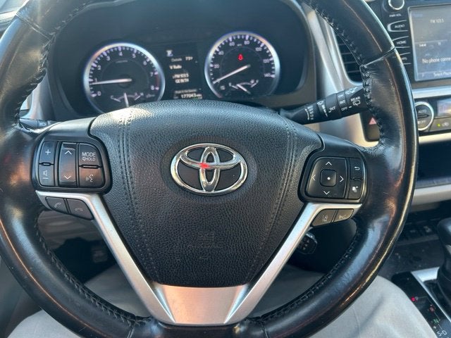 2017 Toyota Highlander XLE