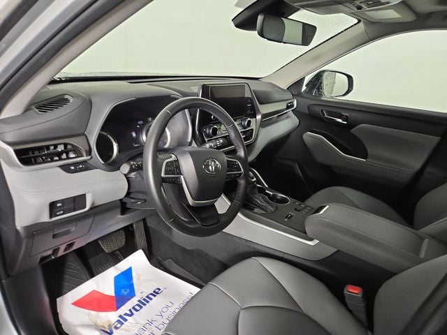 2024 Toyota Highlander Hybrid XLE
