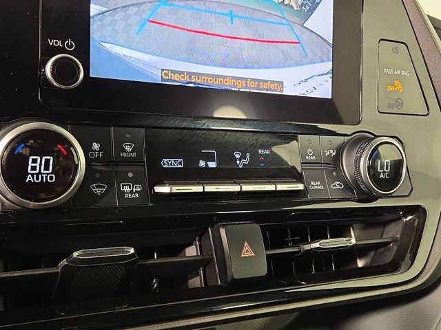 2024 Toyota Highlander Hybrid XLE