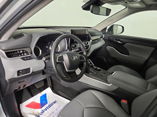 2024 Toyota Highlander Hybrid XLE