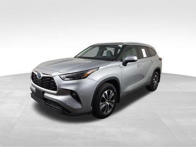 2024 Toyota Highlander Hybrid XLE
