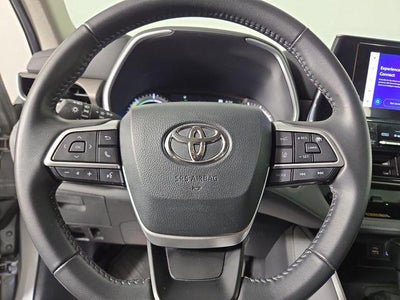 2024 Toyota Highlander Hybrid XLE