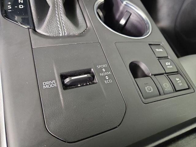 2024 Toyota Highlander Hybrid XLE